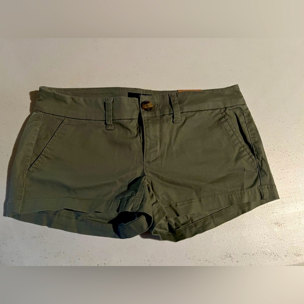 Low rise shortie stretch new with tag